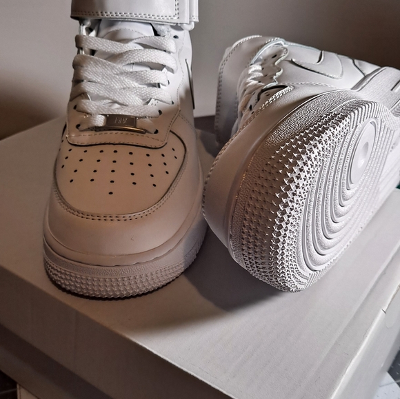Women Air Force 1 Mid size 7 - Picture 8 of 8